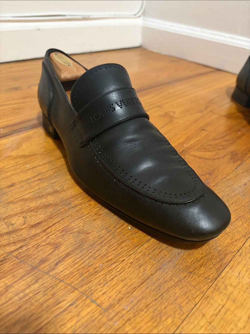 Louis Vuitton Black Leather Men’s Slip-On Loafers - Picture 2 of 7